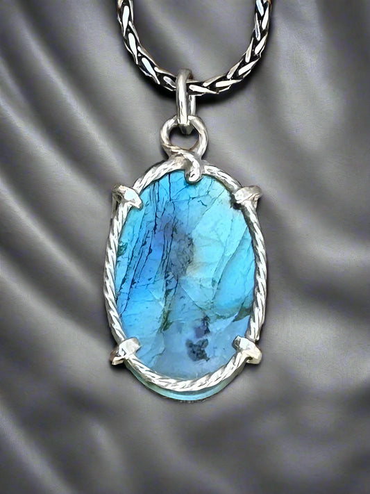 Faceted Labradorite & Argentium Silver Pendant