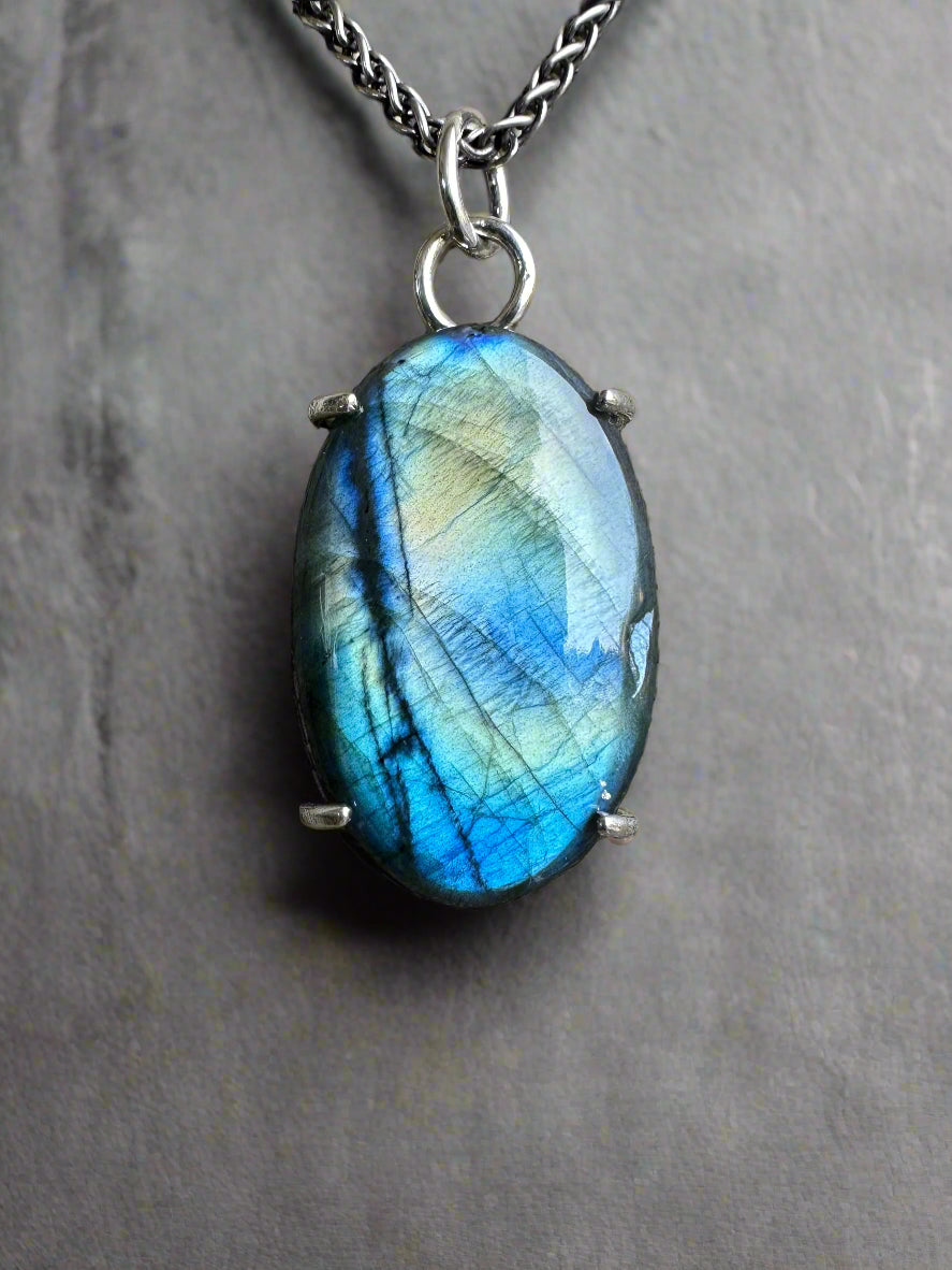 Labradorite & Argentium Silver Pendant