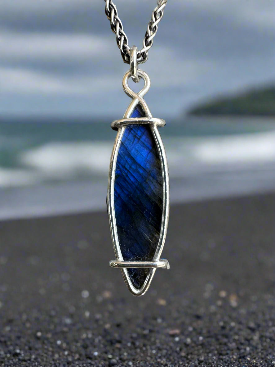 Blue Flame Labradorite & Argentium Silver Pendant