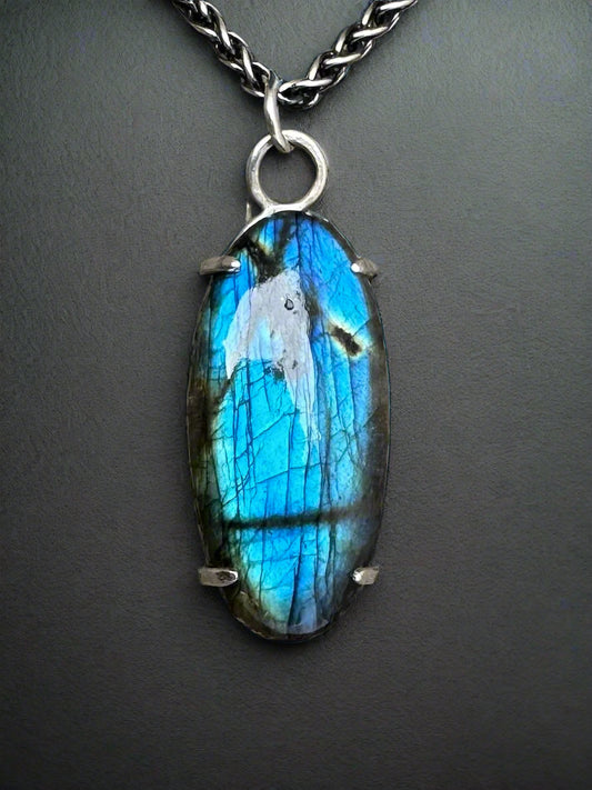 Labradorite & Argentium Silver Pendant