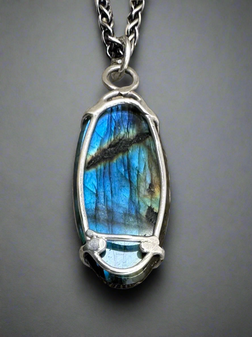 Labradorite & Argentium Silver Pendant