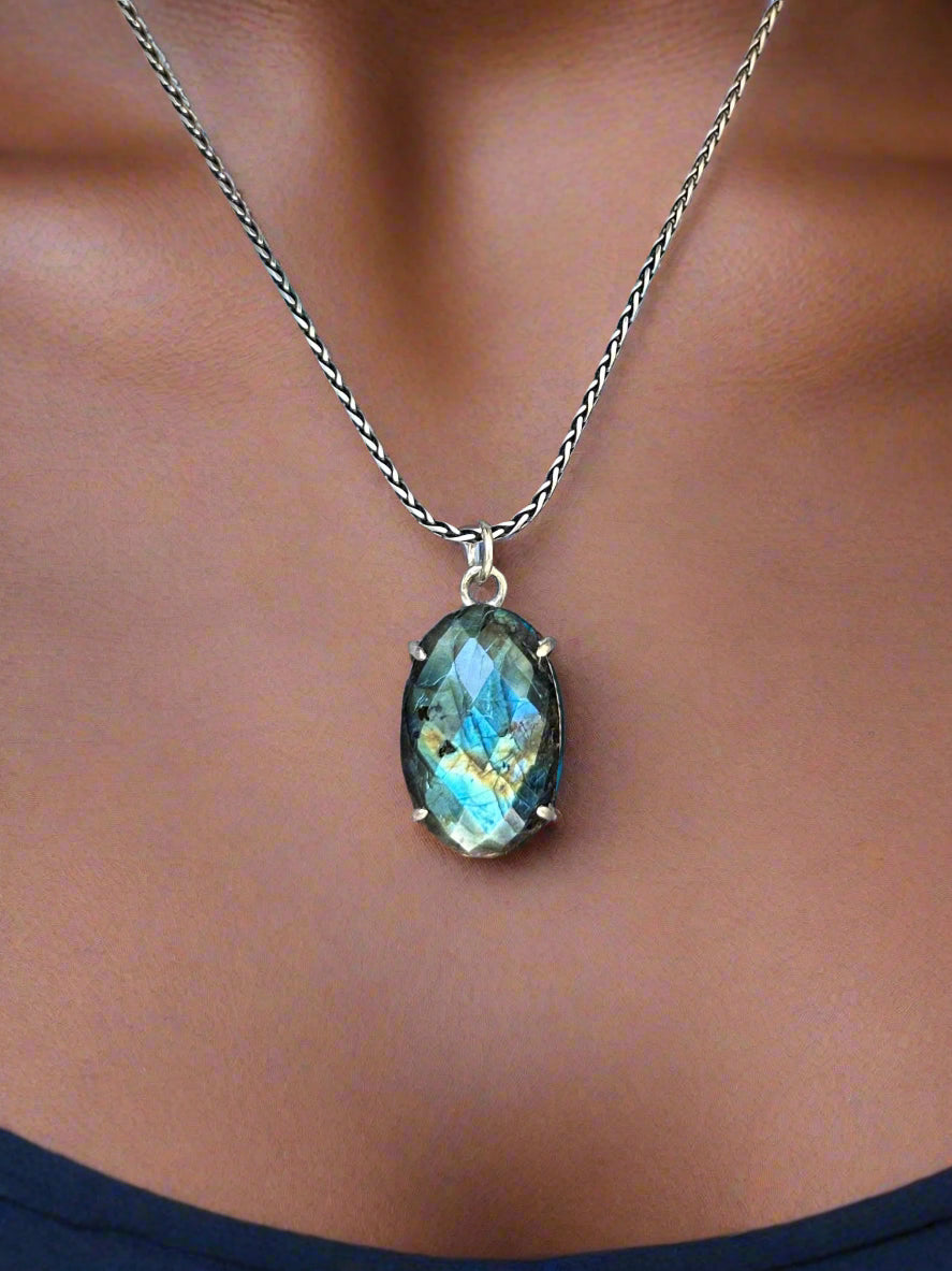 Faceted Labradorite & Argentium Silver Pendant